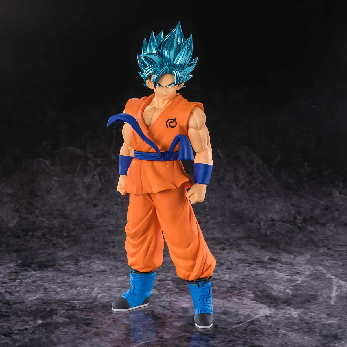 Dragon Ball Super Son Goku Figure – Blood of Saiyans Series by Banpresto – Super Saiyan Blue Anime Collectible Statue – Official Japan Import