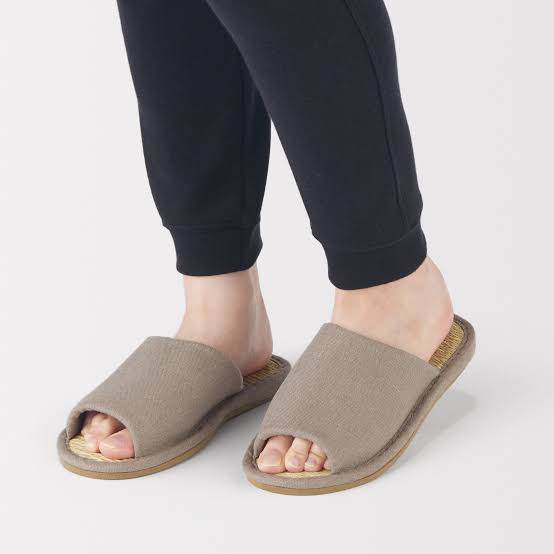 [MUJI] Pantoufles en jonc à bouts ouverts / Chaussures d'intérieur "Brun clair" Taille L